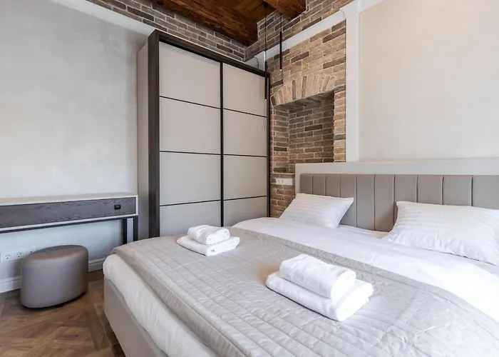 View On Rynok Square