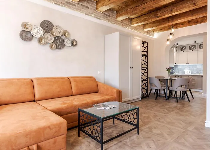 View On Rynok Square