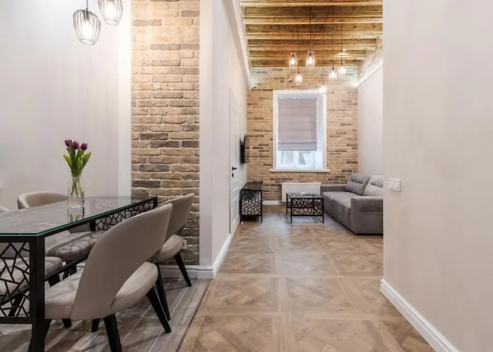 View On Rynok Square