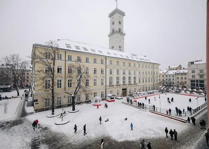 View On Rynok Square شقة *