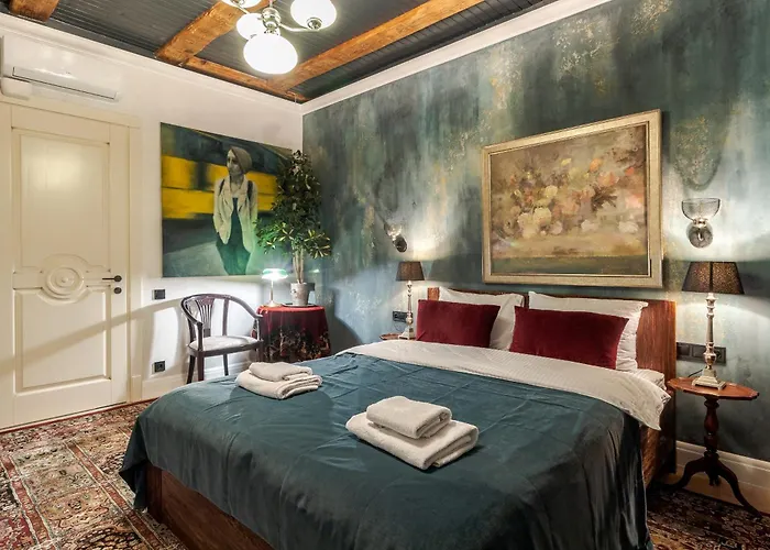 View On Rynok Square شقة *